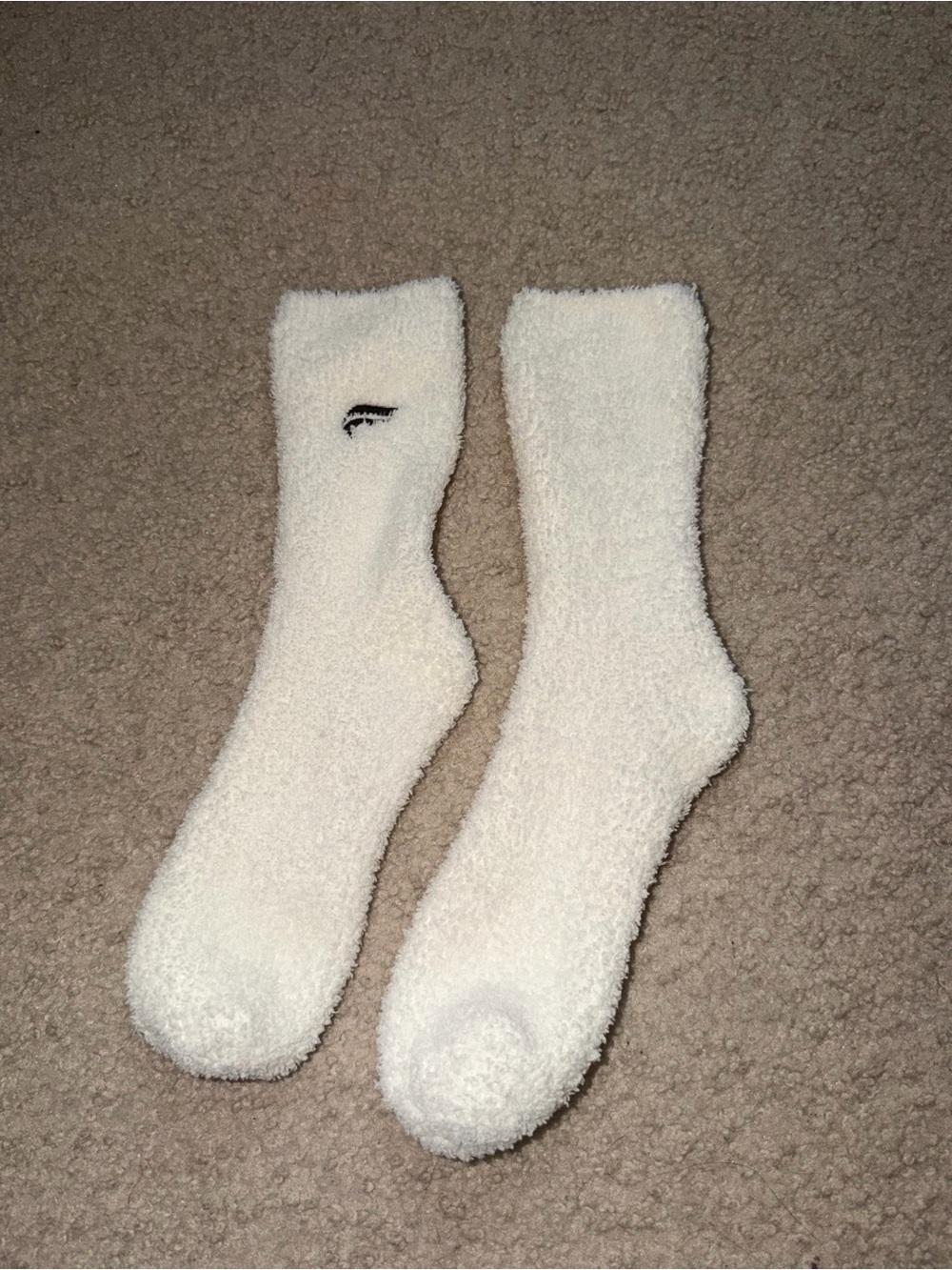 Fabletics Women’s Cozy White Fuzzy Crew Socks - Comfort